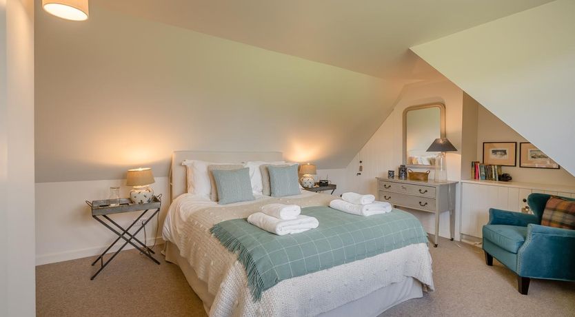Photo of 2 Bed in Melrose