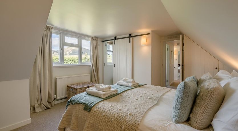 Photo of 2 Bed in Melrose