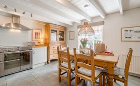 Photo of 2 Bed in Melrose