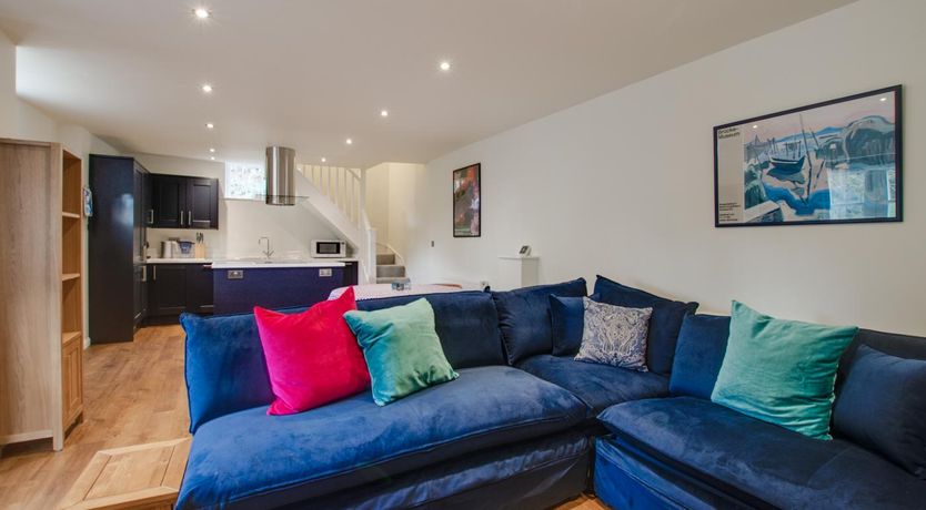 Photo of 1 Bed in Eye