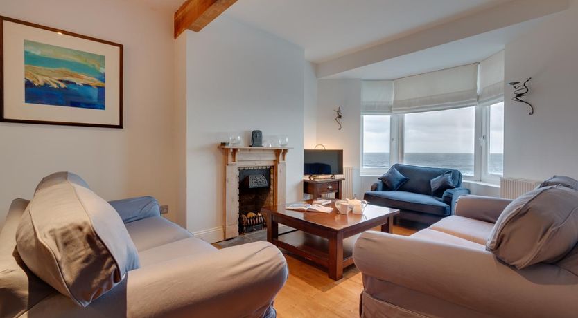 Photo of 4 Bed in Amroth