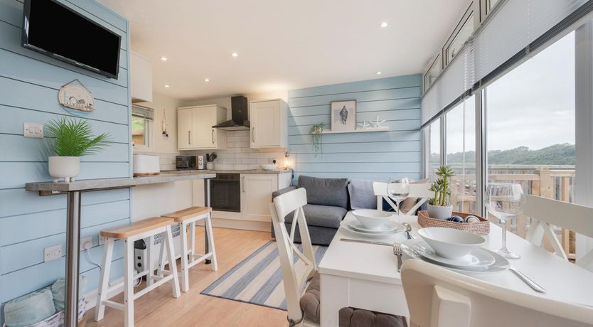 Photo of 2 Bed in Caswell Bay