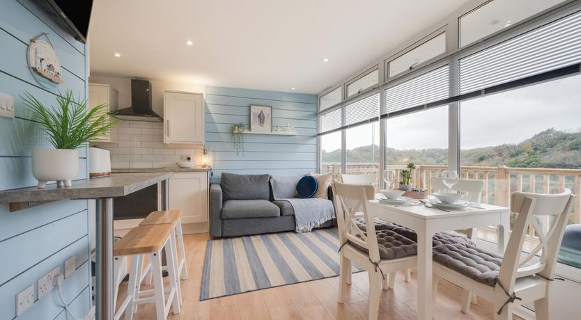 Photo of 2 Bed in Caswell Bay