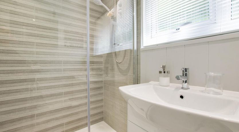 Photo of 2 Bed in Caswell Bay