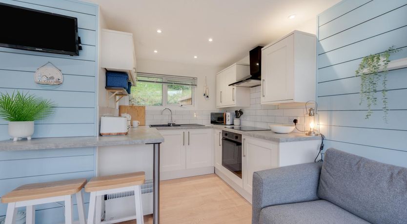 Photo of 2 Bed in Caswell Bay