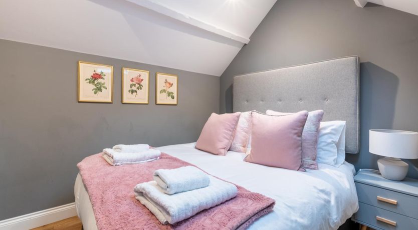 Photo of 4 Bed in Northrepps