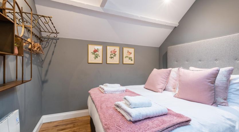 Photo of 4 Bed in Northrepps