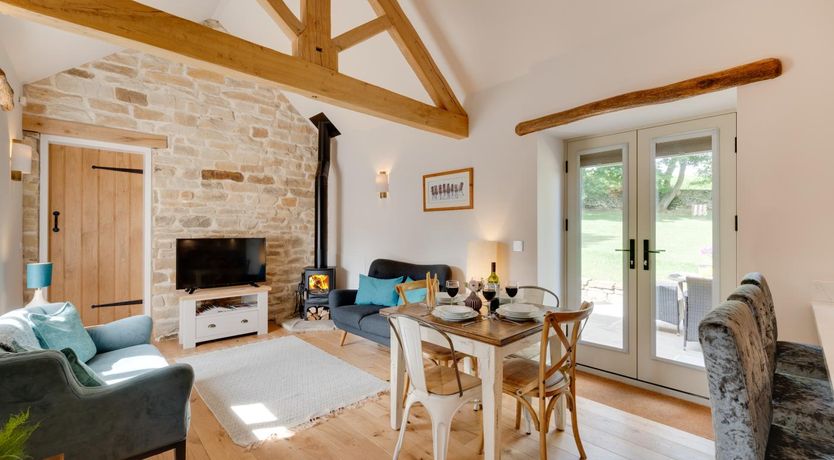Photo of 2 Bed in Danby