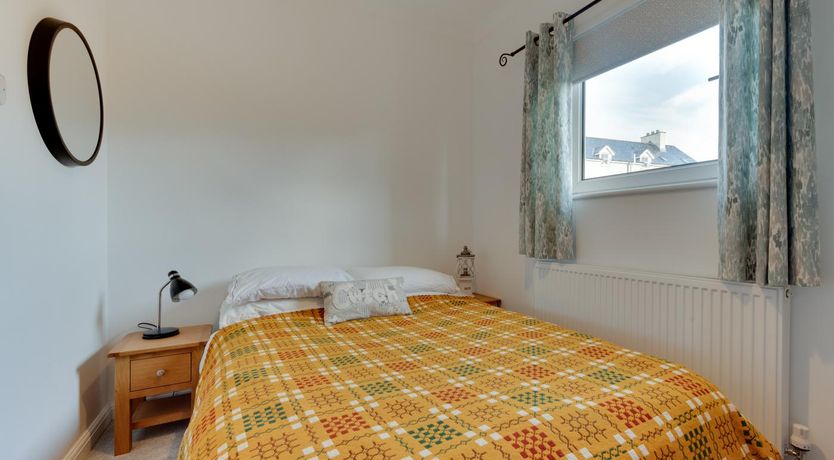 Photo of 3 Bed in Mumbles