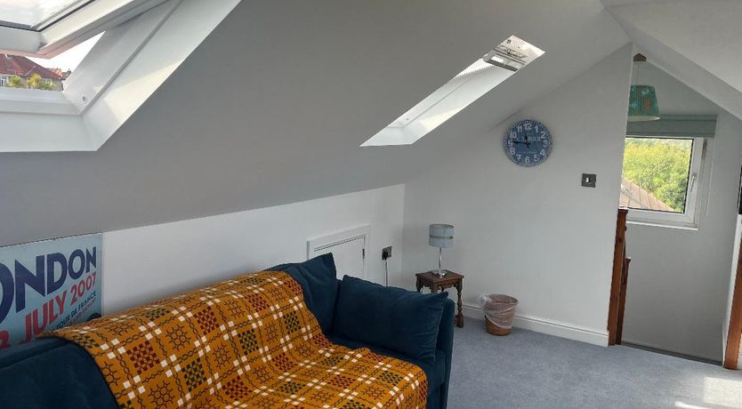 Photo of 3 Bed in Mumbles