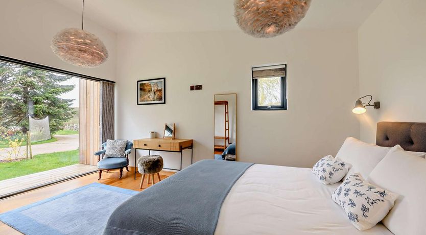 Photo of 2 Bed in Beckley