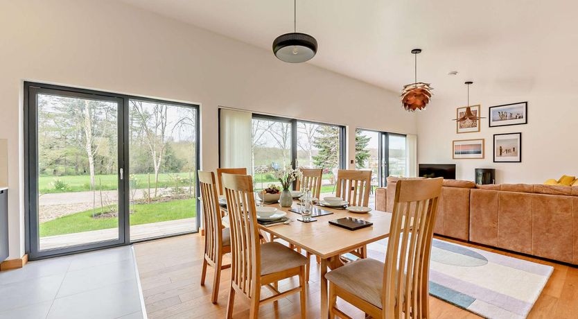 Photo of 2 Bed in Beckley