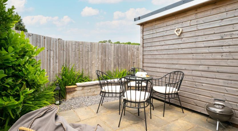 Photo of 2 Bed in Mumbles