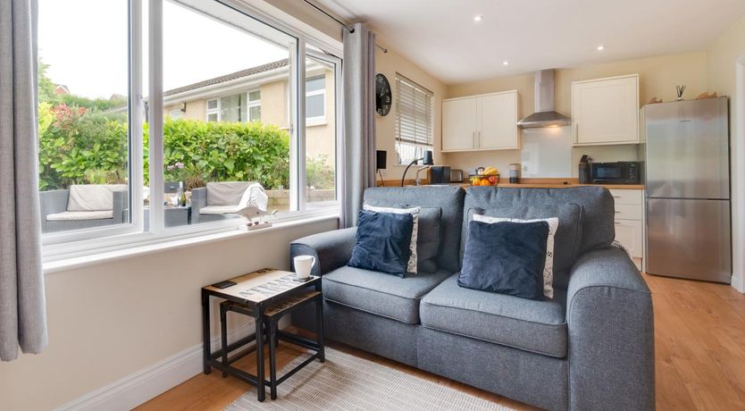 Photo of 2 Bed in Mumbles