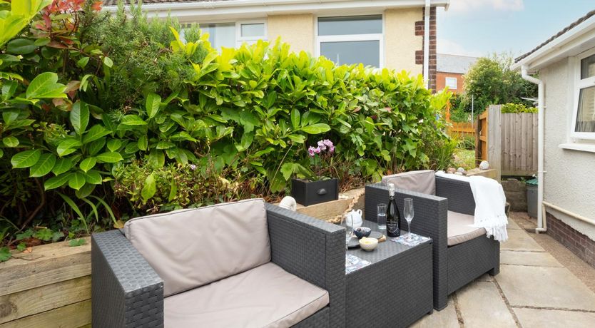 Photo of 2 Bed in Mumbles