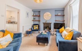 Photo of 2 Bed in Tenby