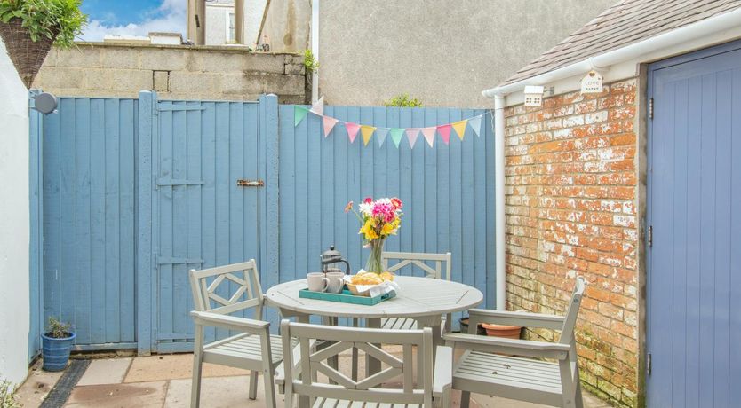 Photo of 2 Bed in Tenby