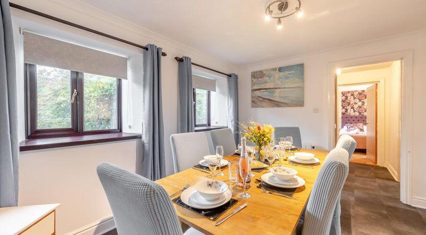 Photo of 3 Bed in Tenby