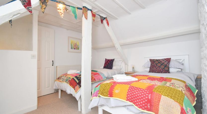 Photo of 2 Bed in Seaton