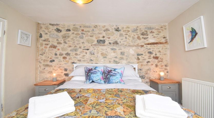 Photo of 2 Bed in Seaton