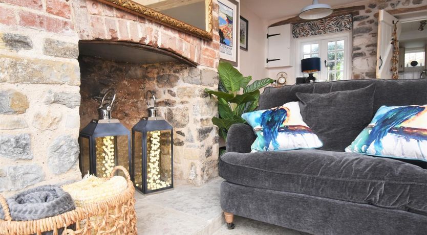 Photo of 2 Bed in Seaton