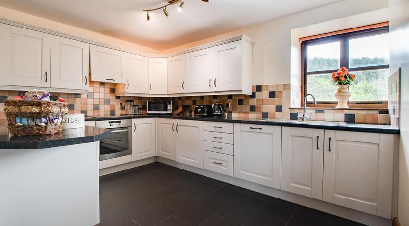 Photo of 6 Bed in Machynlleth