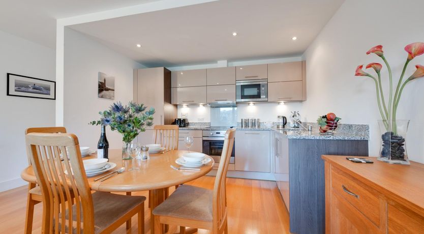 Photo of 2 Bed in Porthleven