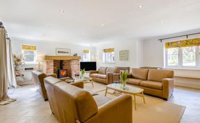 Photo of 5 Bed in Walberswick
