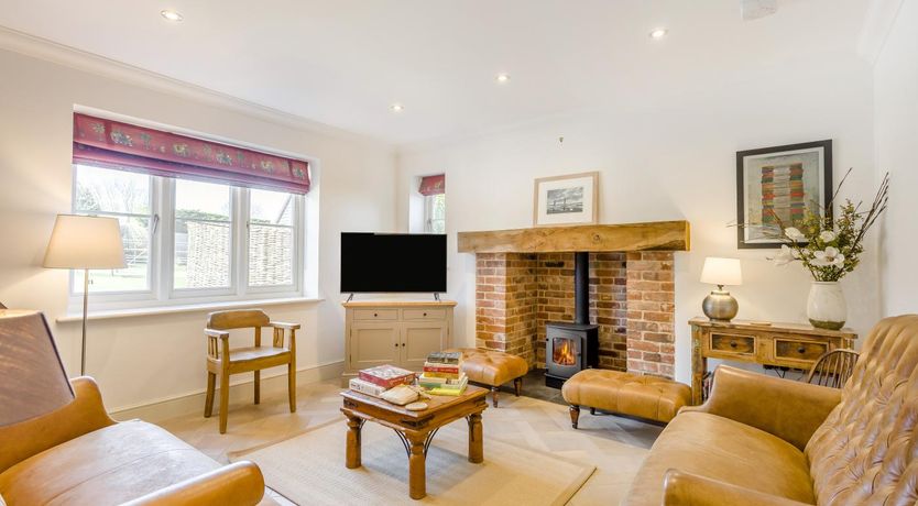 Photo of 5 Bed in Walberswick