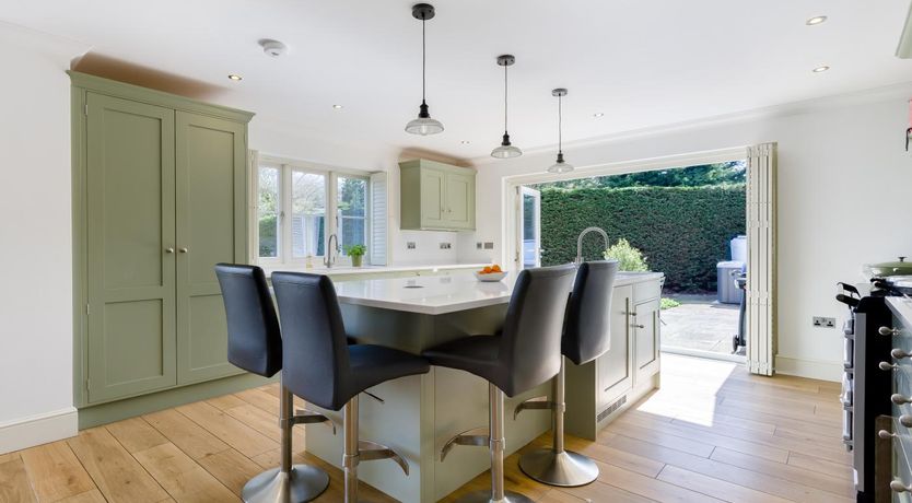 Photo of 5 Bed in Walberswick