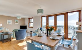 Photo of 2 Bed in Praa Sands