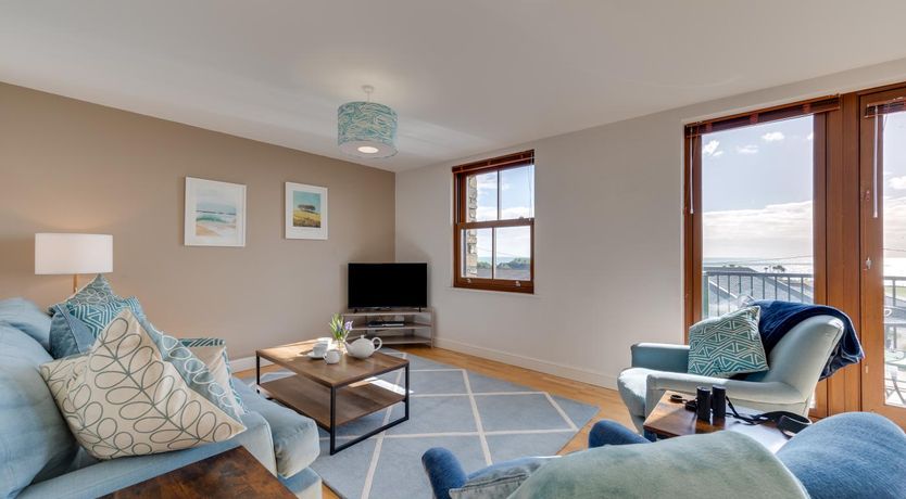 Photo of 2 Bed in Praa Sands