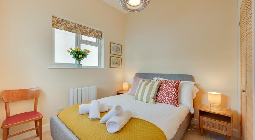 Photo of 2 Bed in Kingswear