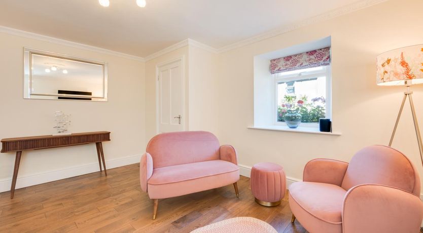 Photo of 2 Bed in Torquay