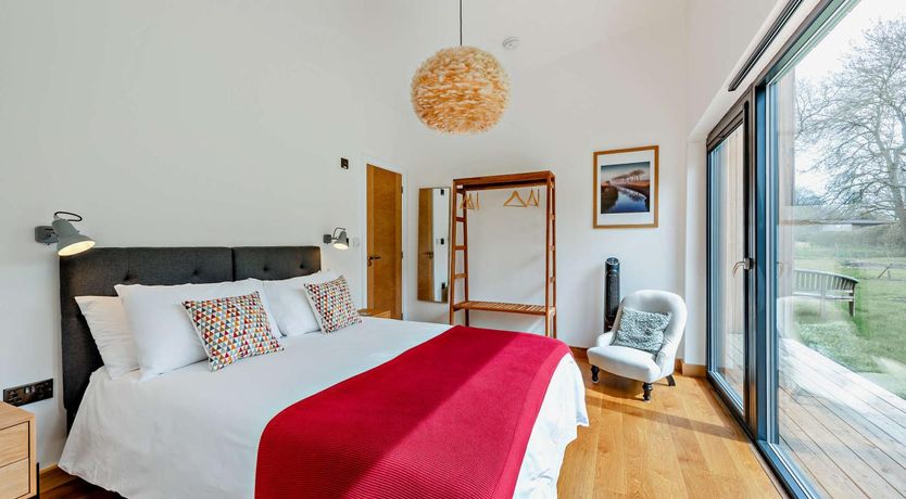 Photo of 2 Bed in Beckley