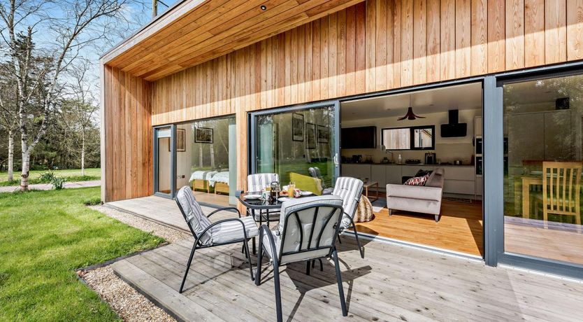 Photo of 2 Bed in Beckley