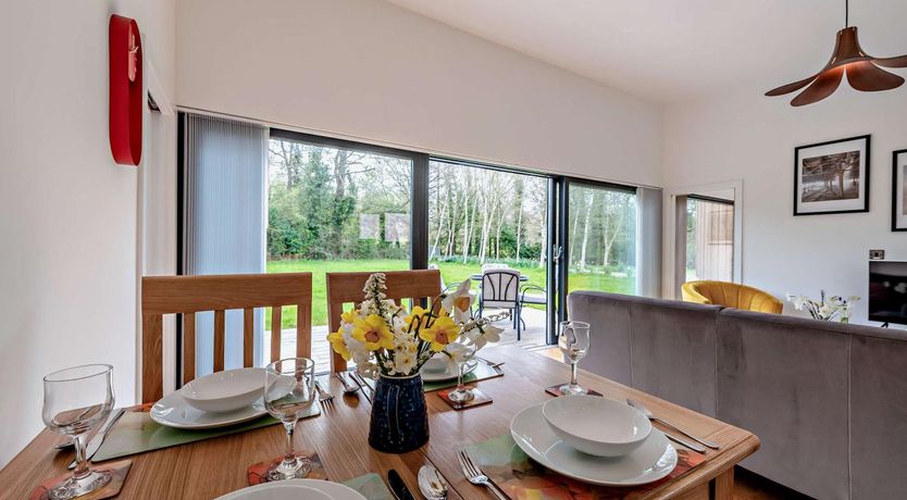 Photo of 2 Bed in Beckley