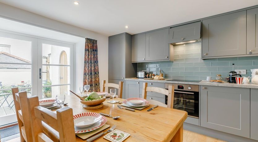 Photo of 1 Bed in Penzance