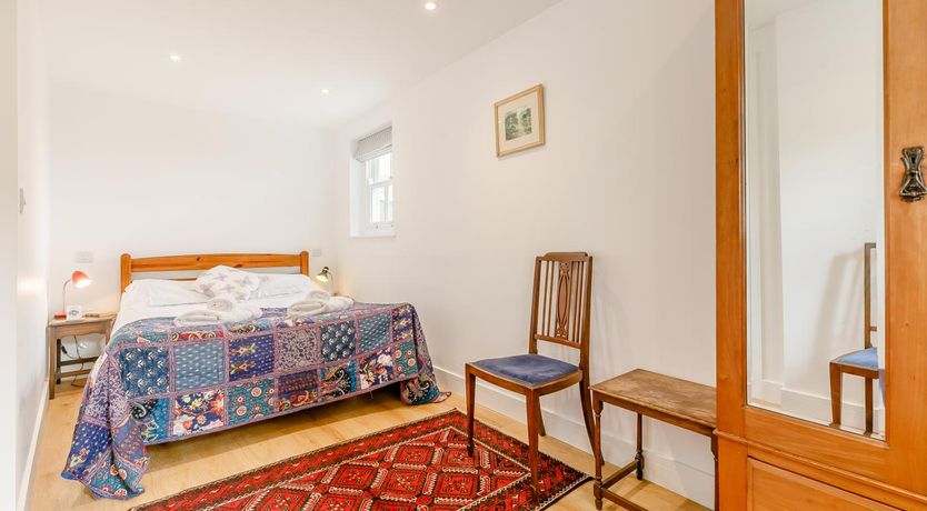 Photo of 1 Bed in Penzance