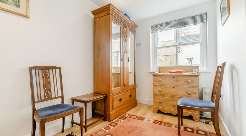 Photo of 1 Bed in Penzance