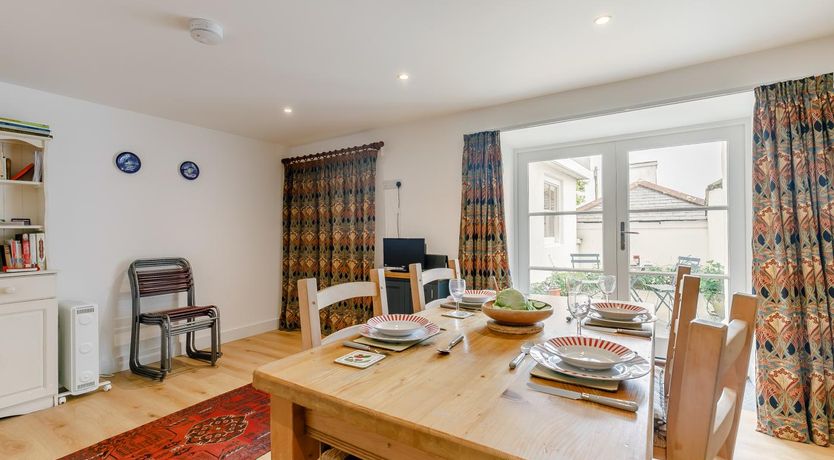 Photo of 1 Bed in Penzance