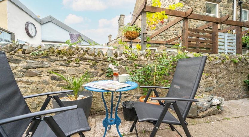 Photo of 2 Bed in Barmouth