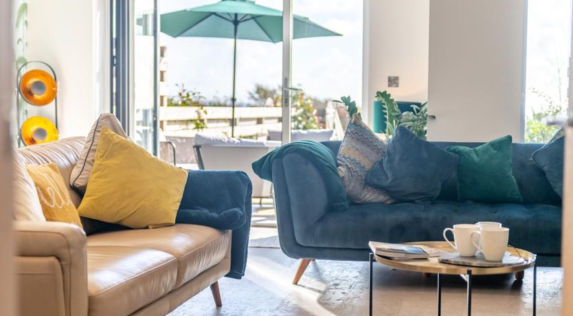 Photo of 4 Bed in Stoke Fleming