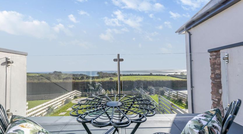 Photo of 4 Bed in Stoke Fleming