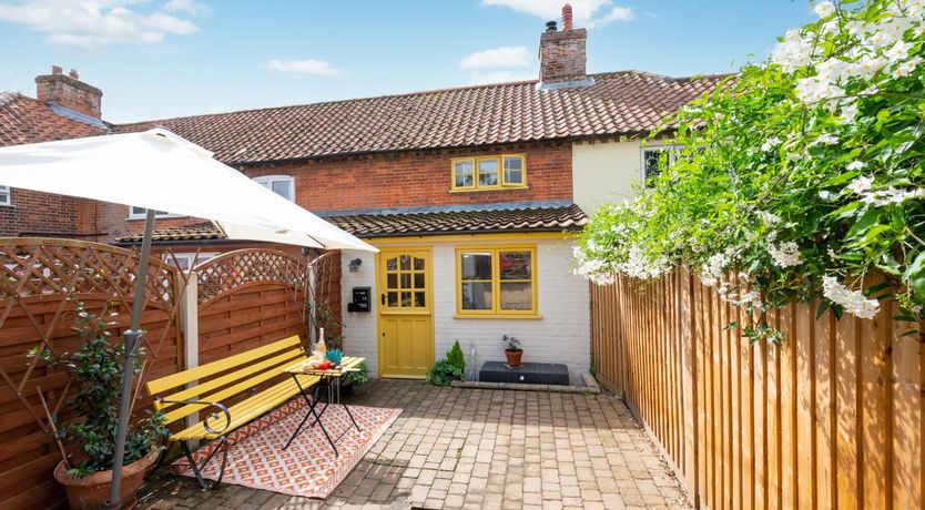 Photo of 2 Bed in Holt