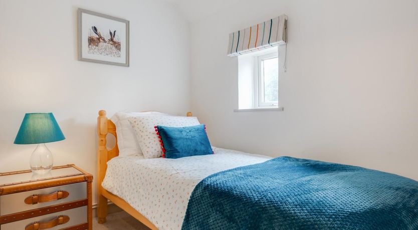 Photo of 2 Bed in Holt