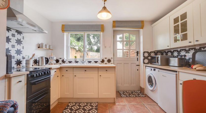 Photo of 2 Bed in Holt