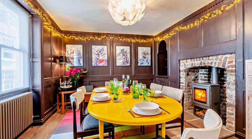 Photo of 4 Bed in Deal