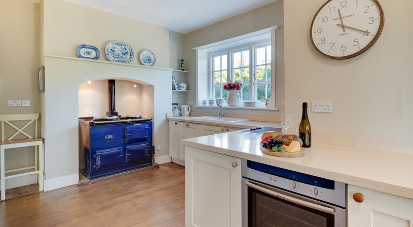 Photo of 5 Bed in Holme Next The Sea