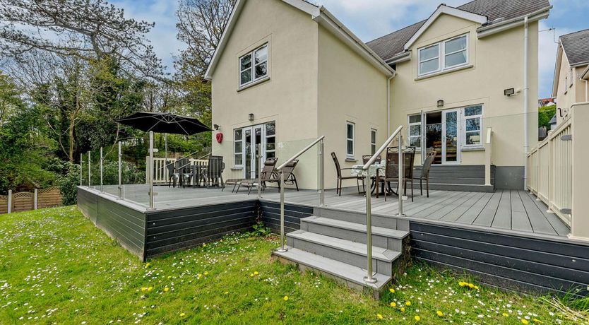 Photo of 4 Bed in Tenby